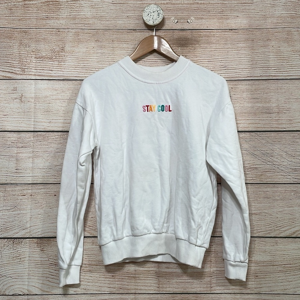 Museum Of Ice Cream Small 
“Stay Cool” White Pullover Sweater Sweatshirt